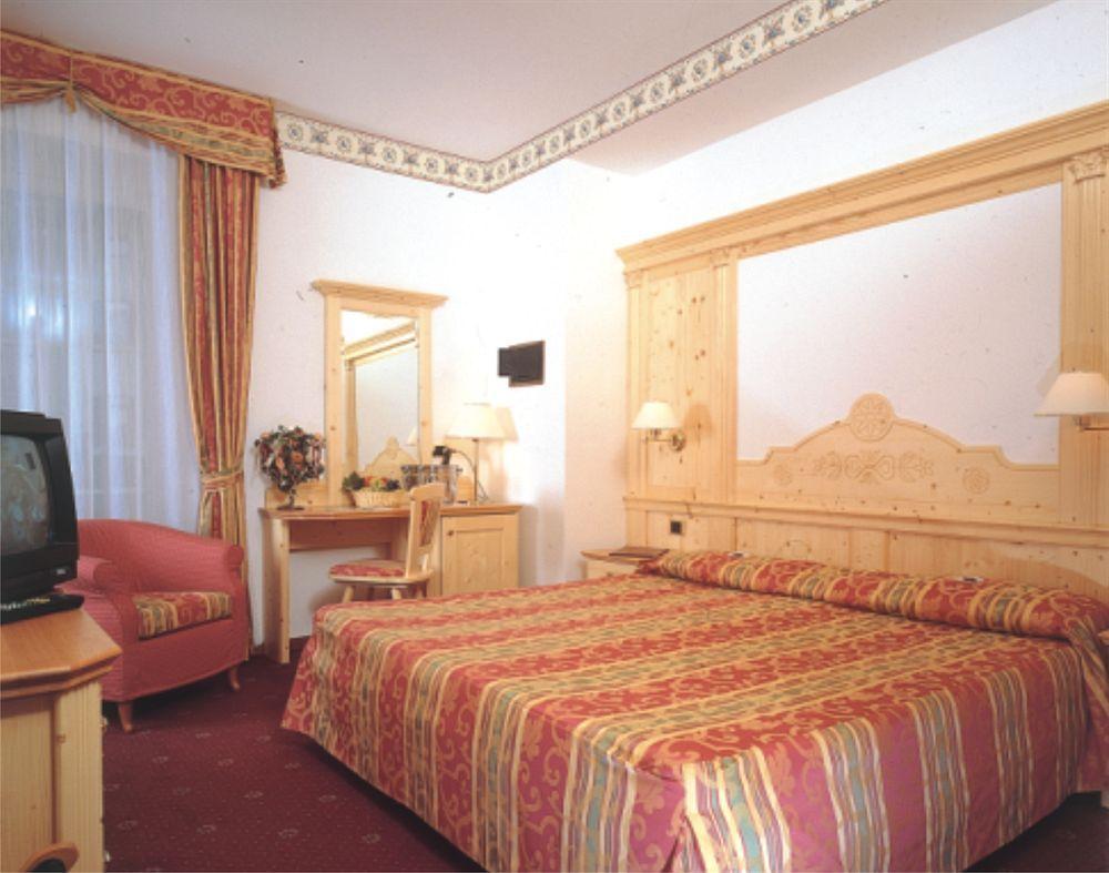 Hotel Alexander Alpine Wellness Dolomites 3*