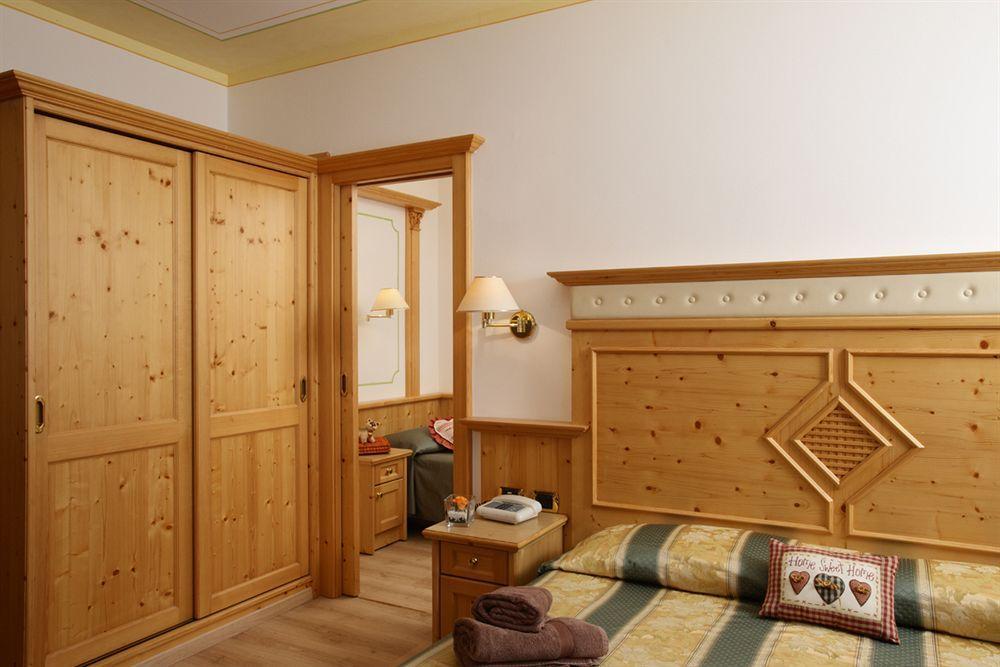 Alexander Alpine Wellness Dolomites Hotel Molveno