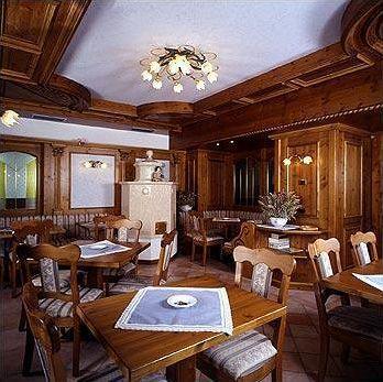 亚历山大阿尔卑斯山健康白云石酒店
