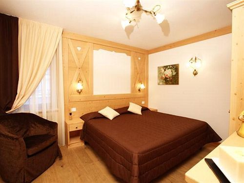 Alexander Alpine Wellness Dolomites Hotel 3*